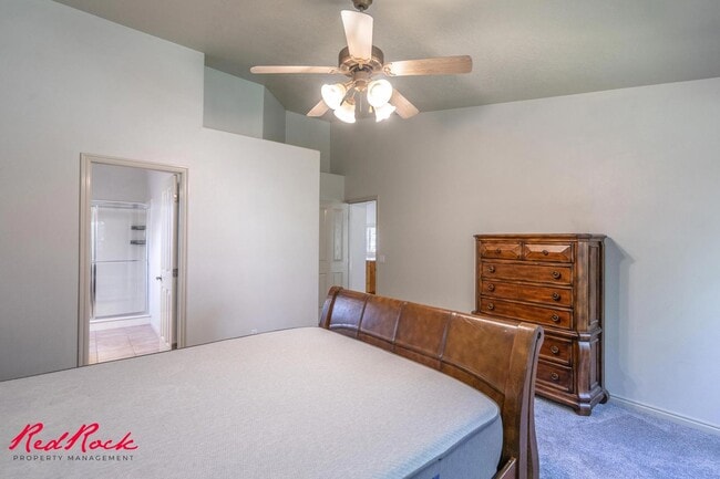 Building Photo - Partially Furnished 3 Bedroom Home with Co...