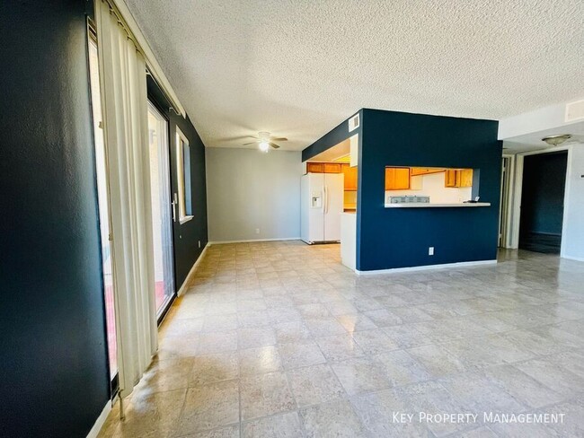 Building Photo - 3716 Snorkel Cir