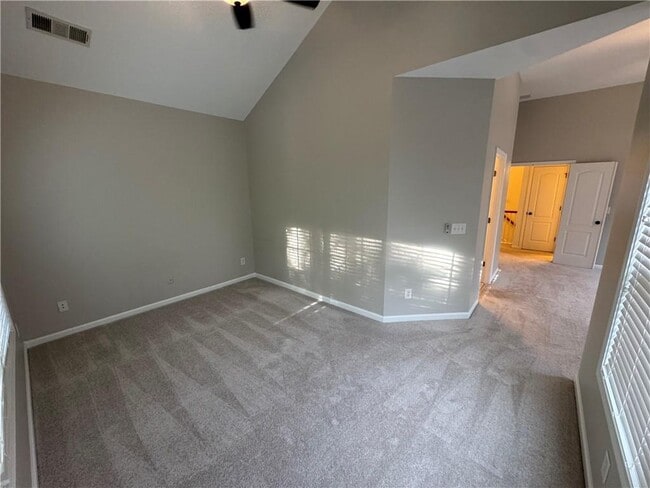 Building Photo - 5055 Hastings Terrace