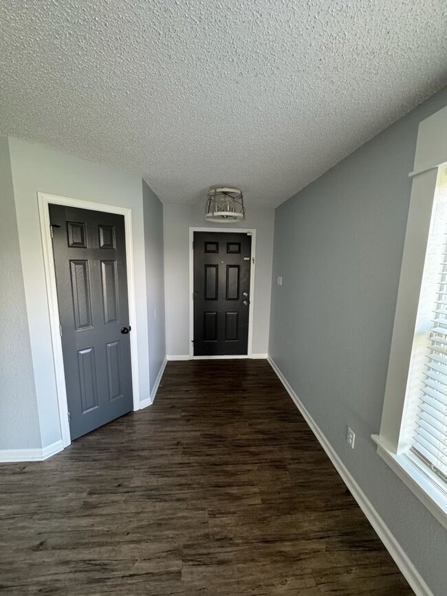 Building Photo - Move-In Ready Corner Lot Gem with Modern U...