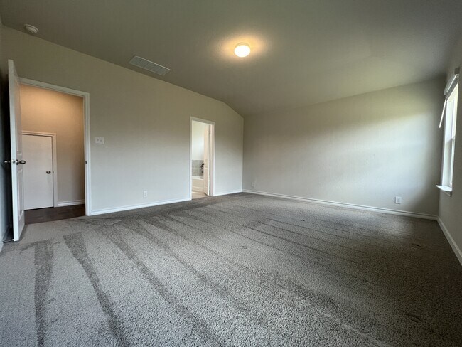 Building Photo - 317 Denison Dm