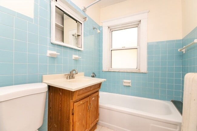 Building Photo - 57 Ardale St