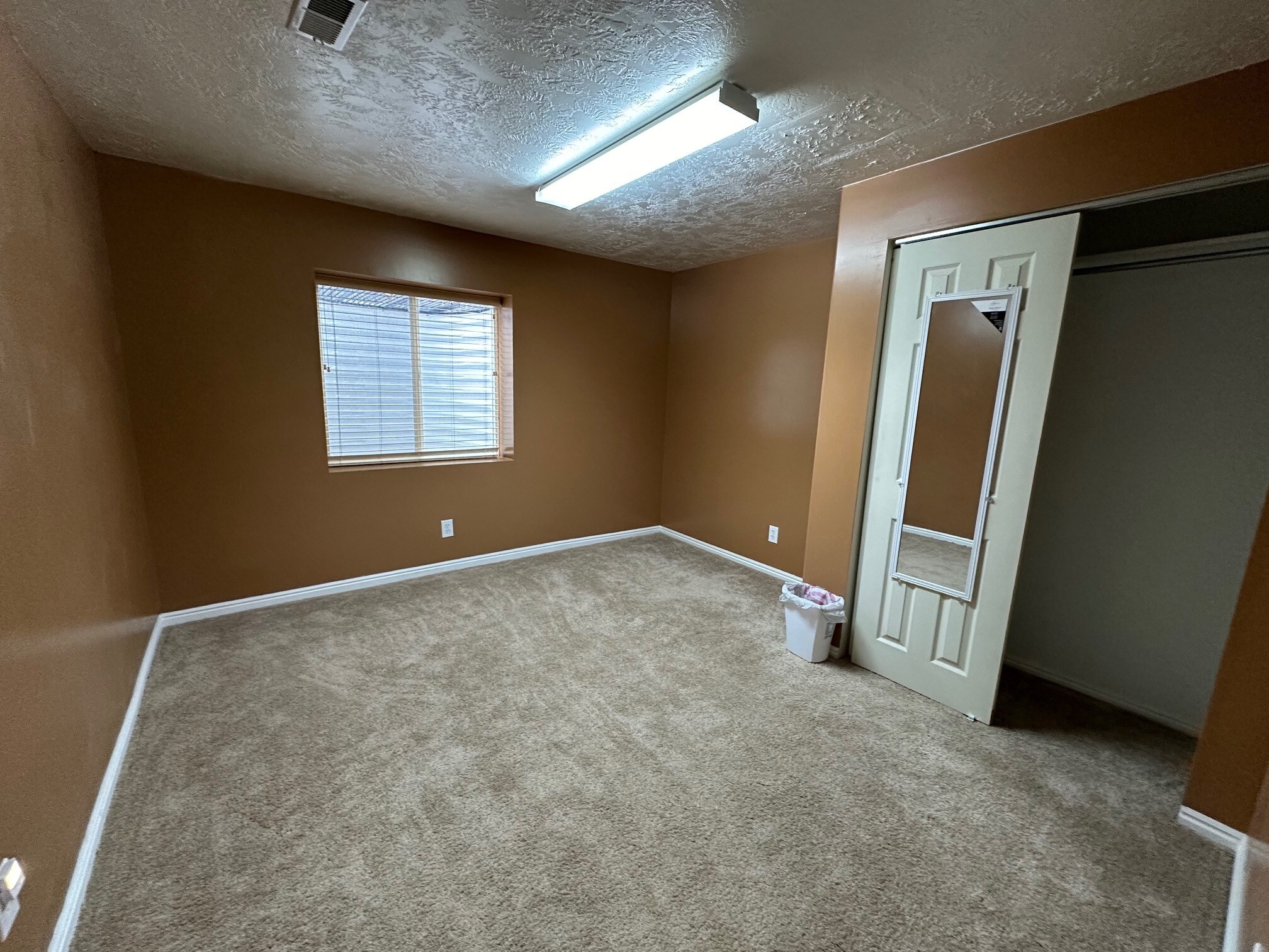 Building Photo - 2824 W Ivory Way