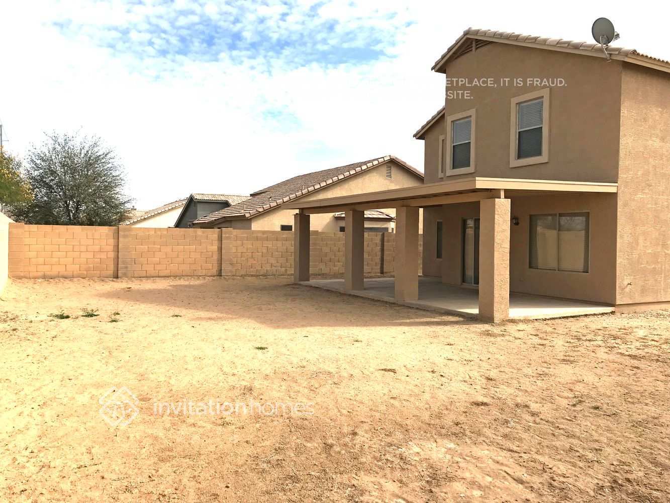 Building Photo - 12590 W Amelia Ave