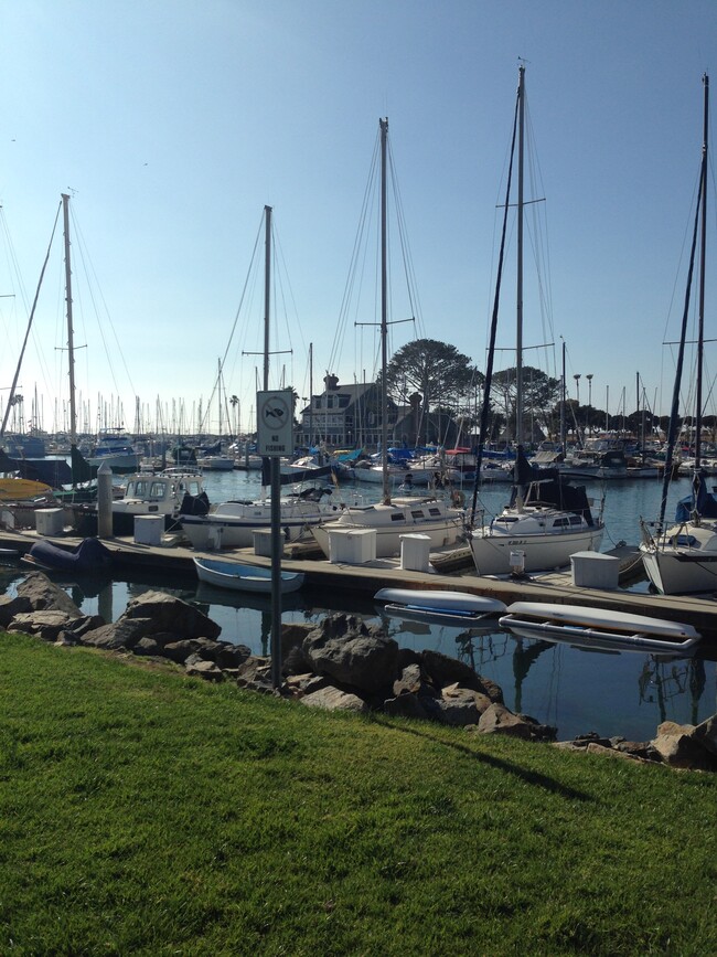 Harbor Area for Boats & Fishing - 515 Garfield Ave SW