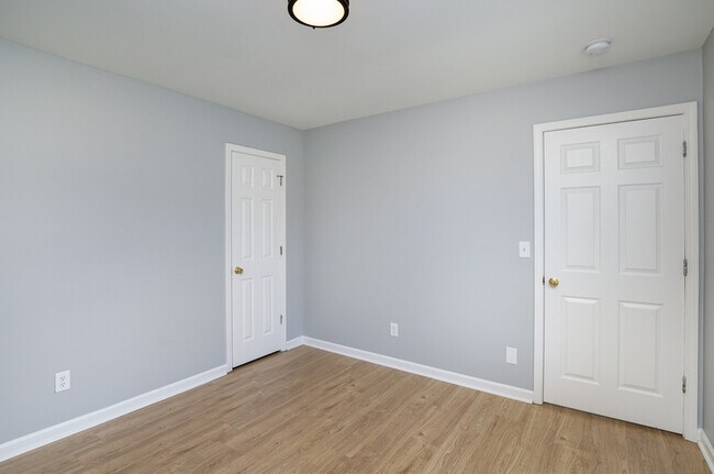 Building Photo - 4206 Wilson Ln