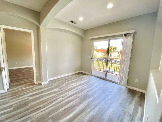 Building Photo - 4460 Brisbane Way