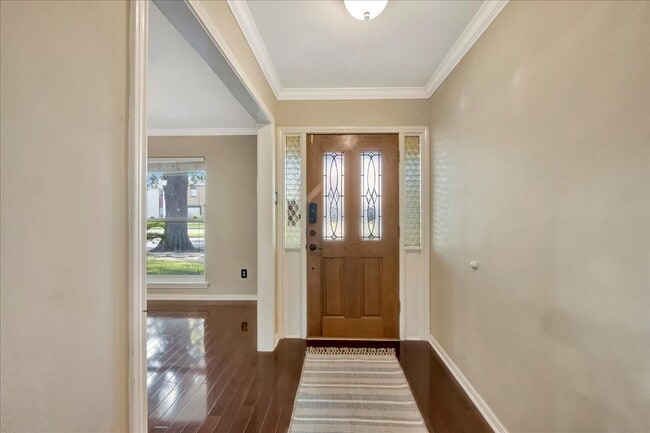 Building Photo - 1710 San Sebastian Ln