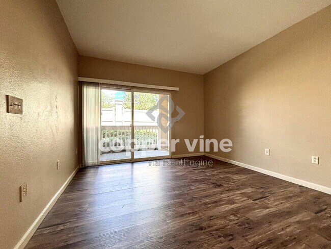 Building Photo - 1110 Opal St
