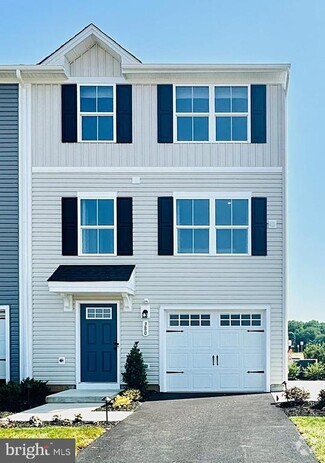 Building Photo - 380 Hamilton Ln.