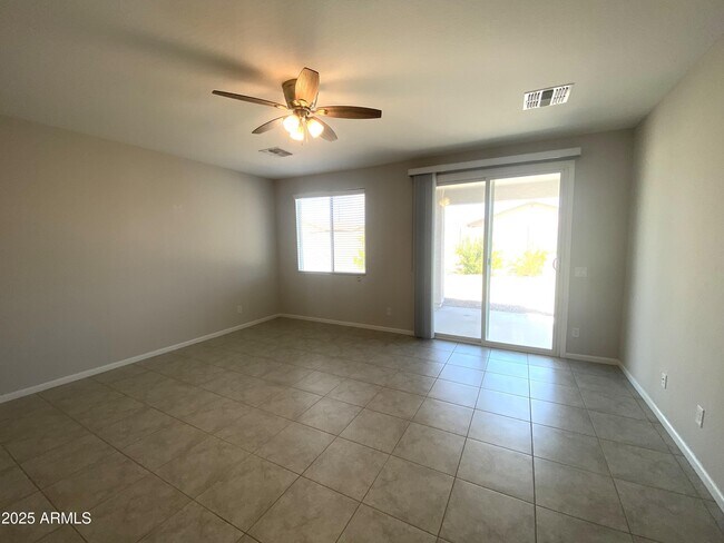 Building Photo - 24620 W Mohave St