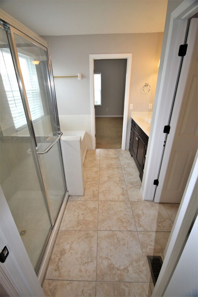 Building Photo - 3 Bedroom - Dublin