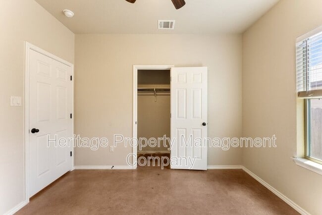 Building Photo - 2541 Pahmeyer Rd