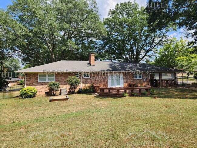 Building Photo - 510 Drayton Cir