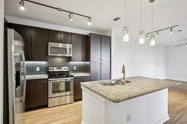 Building Photo - 1900 Barton Springs Rd