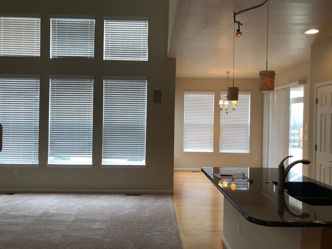 Building Photo - Wonderful Home in Fort Collins