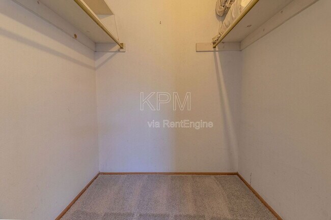 Building Photo - 1077 Rivara Rd