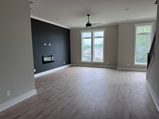 Building Photo - **COMING SOON**601 Southgate Ave, Nashvill...