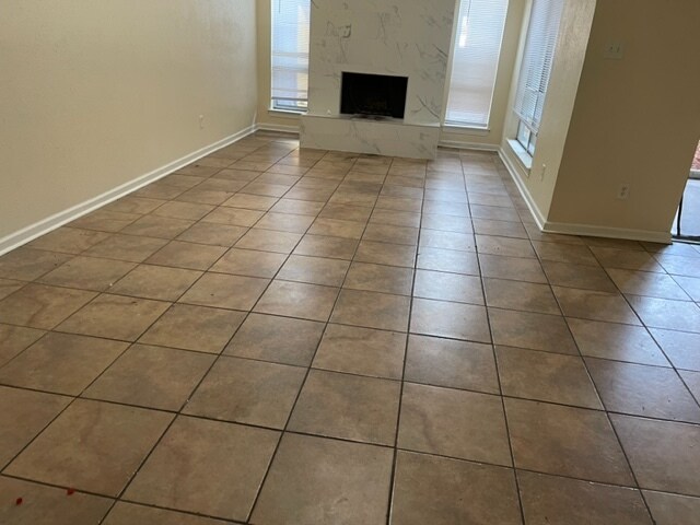 Building Photo - 4022 Walnut Park Cir