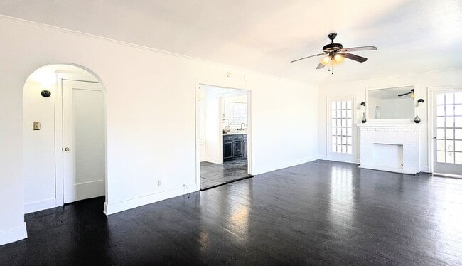 Primary Photo - 1857 7th St