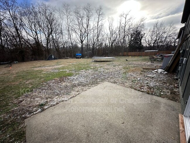 Building Photo - 35 Cherry St