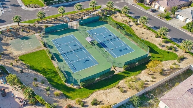 Building Photo - 5 Curie Ct