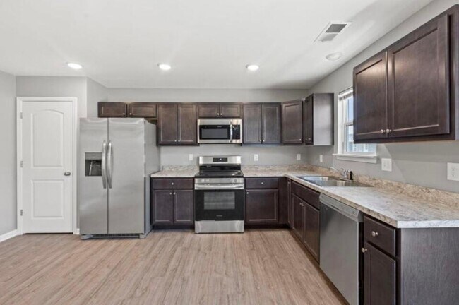 Building Photo - 301 Krauss Dr