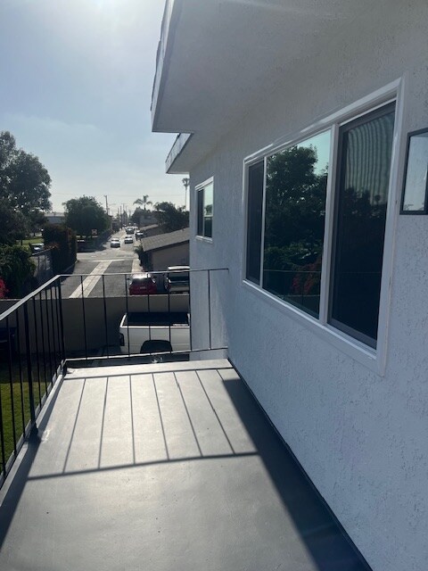 Building Photo - 17372 Dairyview Cir