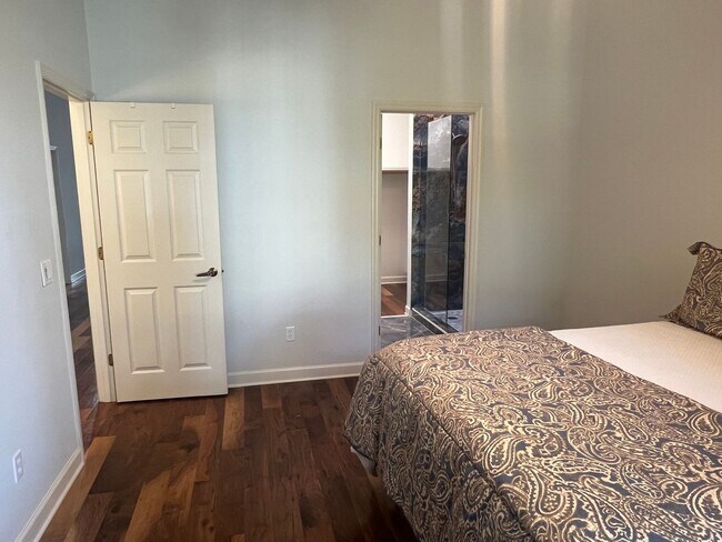 Building Photo - Spacious Updated Home in Windmill Harbour!