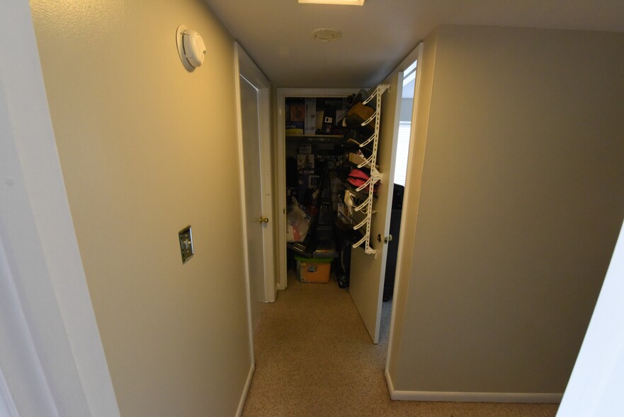 Building Photo - 55 Hanover Cir