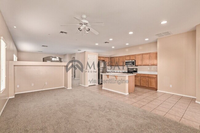 Building Photo - 2317 S 88th Dr