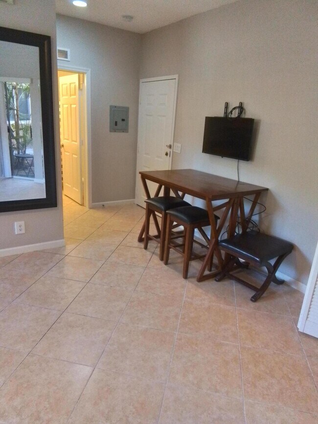 Building Photo - 8352 Mulligan Cir