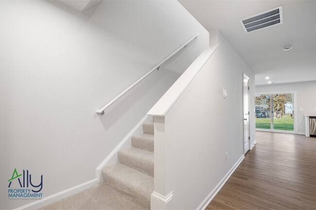 Building Photo - 44 Sophie Kathryn Dr