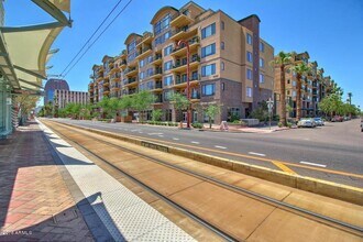 Building Photo - 16 W Encanto Blvd