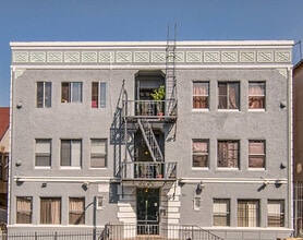 Building Photo - Bonnie Brae Apartments