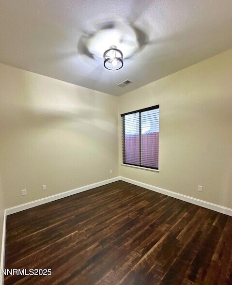 Building Photo - 1390 S Fox Glen Ct