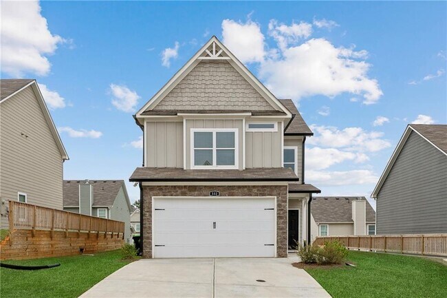 Primary Photo - 334 Melody Ln