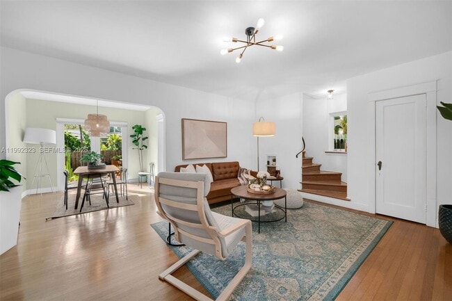 Building Photo - 970 NW 10th Ave