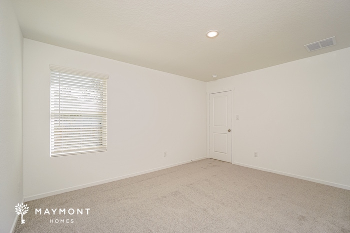 Building Photo - 10204 Bridgton Mill