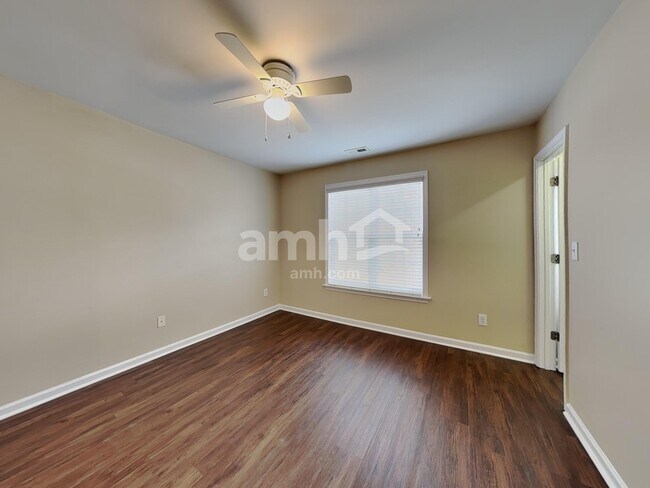 Building Photo - 228 Pearson Pl