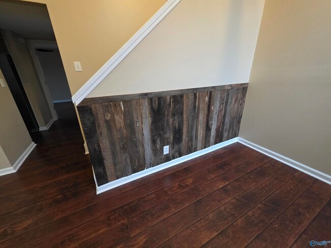 Building Photo - 1127 Stones Throw Dr NW