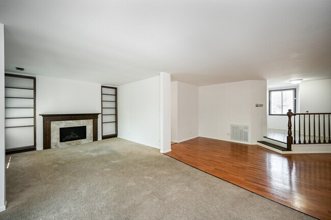 Building Photo - 880 Johnstown Ln