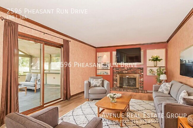 Building Photo - 2596 Pheasant Run Dr