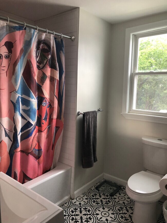 Building Photo - 87 Marlborough St