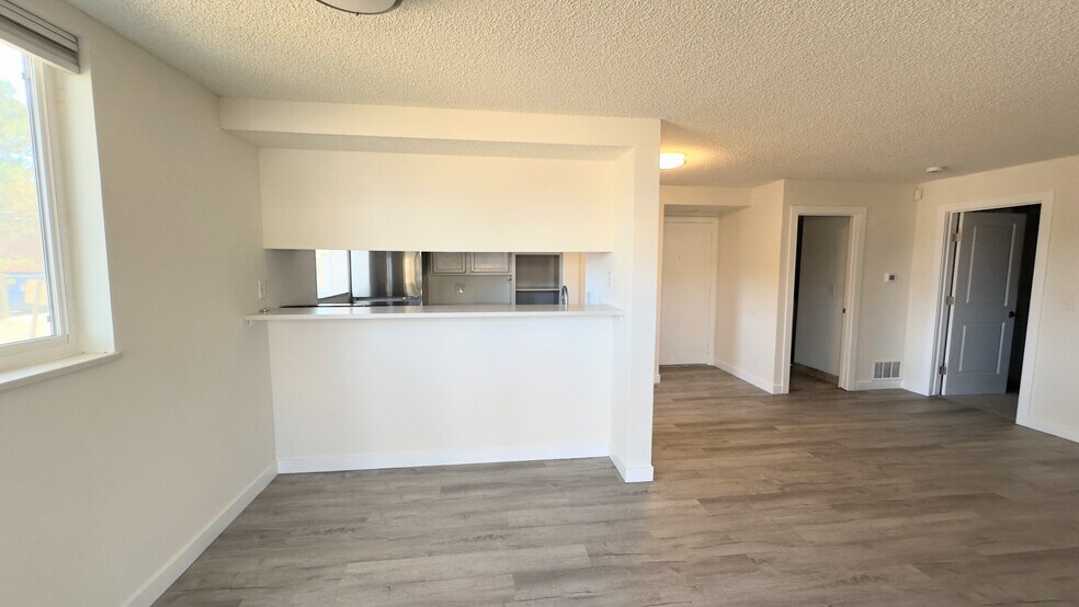 Building Photo - 3053 S Ursula Cir