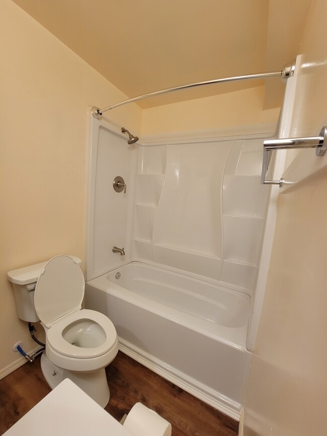 Building Photo - 2024 N 2nd St