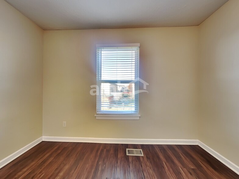 Building Photo - 6543 Vonnie Vale Ct