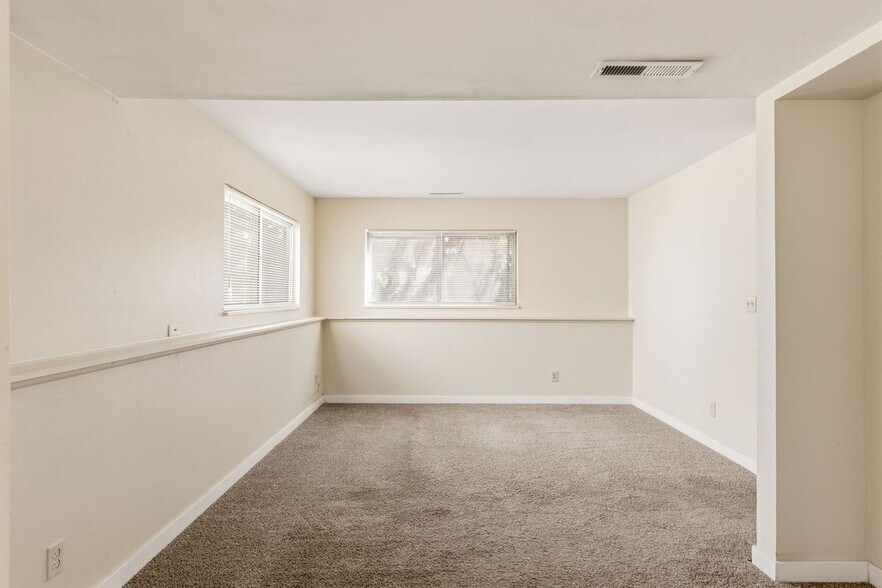 Building Photo - 4524 Galley Rd