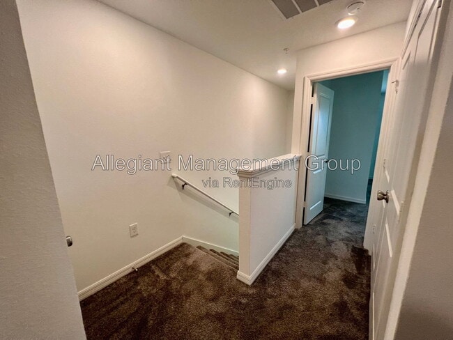 Building Photo - 3805 Hampton Chase Ln