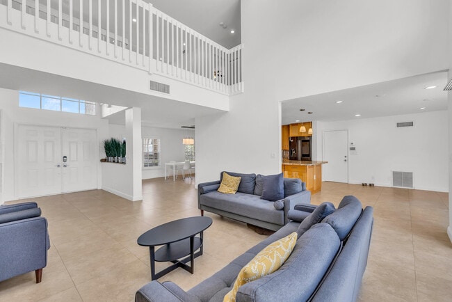 Building Photo - 10694 Wheelhouse Cir